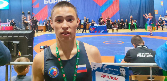 Спортсмен с Алтая стал призером Кубка России по греко-римской борьбе