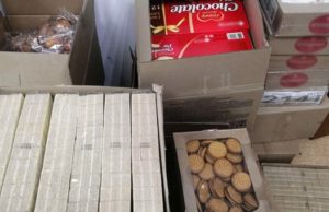 На Алтае иностранцу не дали вывезти из России больше 100 кг сладостей