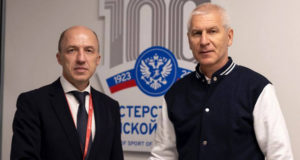 Олег Хорохордин во Владивостоке встретился с министром спорта России