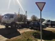 Ребенок пострадал в ДТП с грузовиком в Усть-Коксе