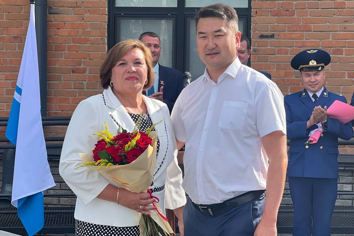 На Алтае после капремонта торжественно открыли десять школ 