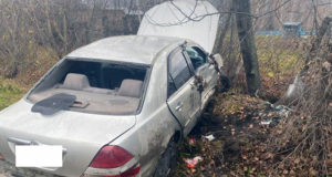 С утра пьяный горожанин разбил свою «Тойоту»