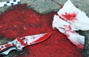 В Чемале около кафе подросток получил ножевое ранение