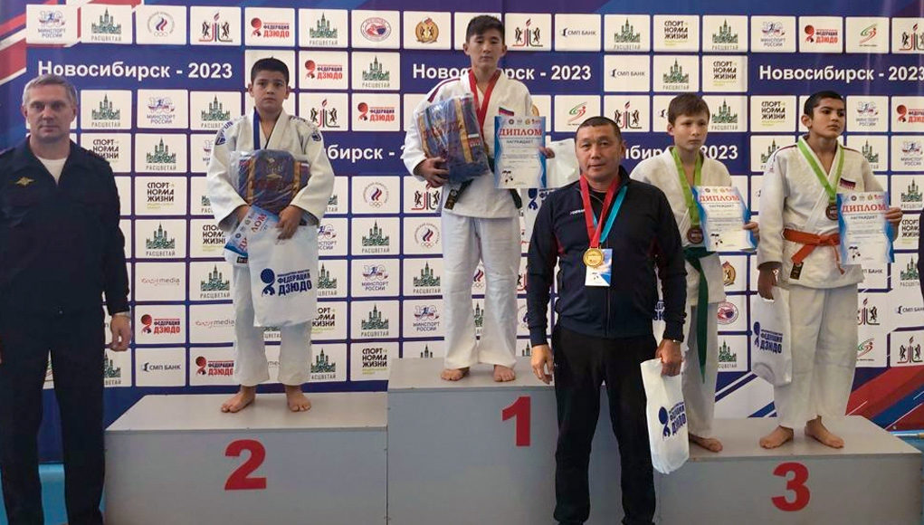 Спортсмены с Алтая успешно выступили на всероссийских соревнованиях по дзюдо