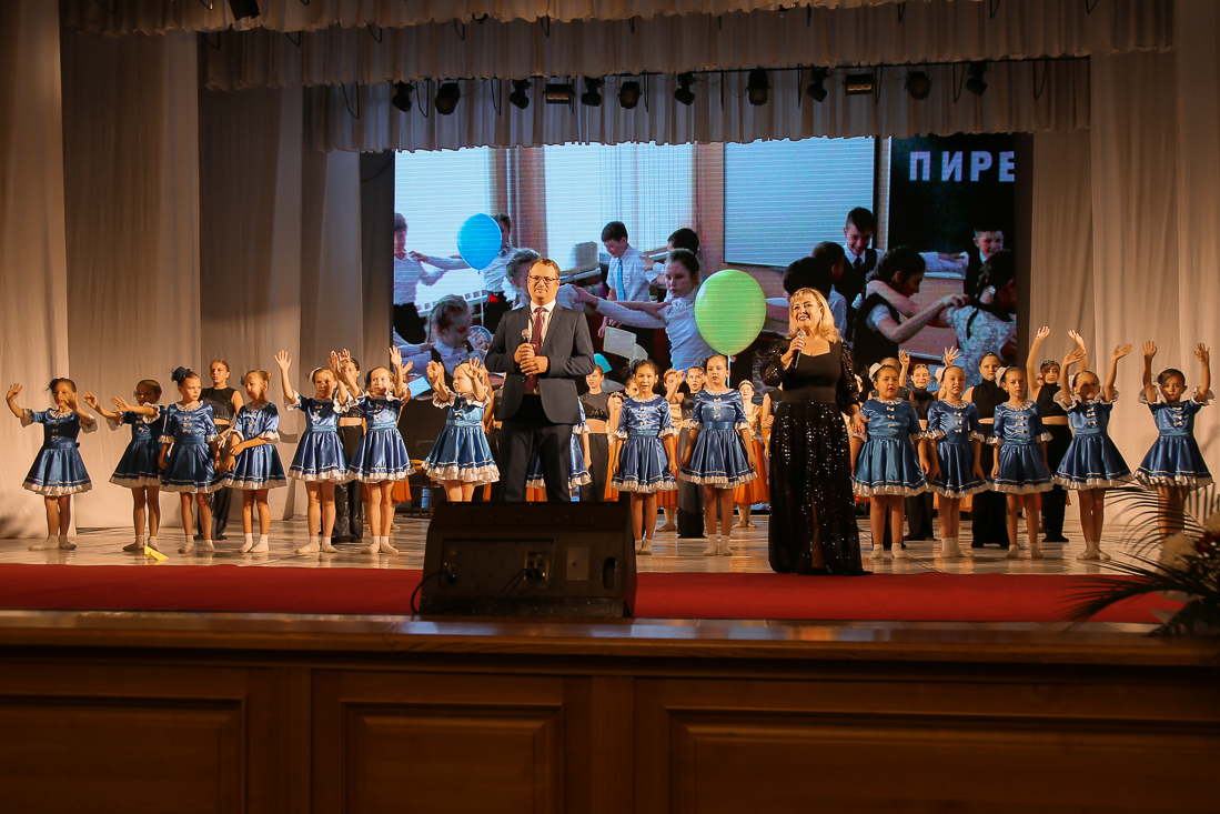 Педагогам в Республике Алтай вручили государственные награды 