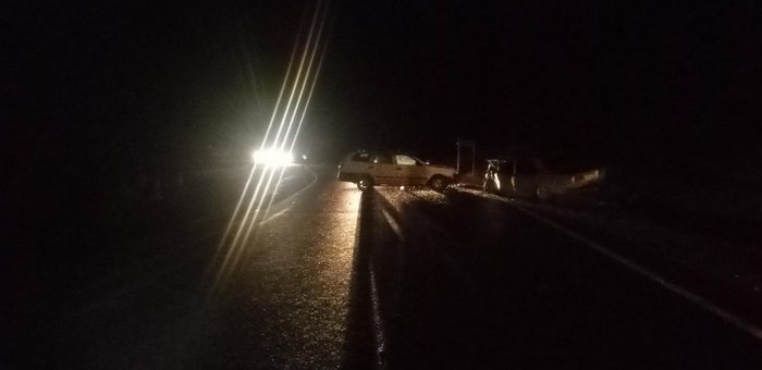 Шесть человек пострадали в ДТП у села Чибит