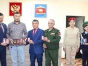 Бойцов из Кош-Агачского района наградили медалями «За отвагу» Бойцов из Кош-Агачского района наградили медалями «За отвагу»