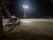 Ночное ДТП в Горно-Алтайске: иномарка врезалась в опору ЛЭП Ночное ДТП в Горно-Алтайске: иномарка врезалась в опору ЛЭП