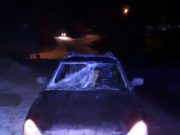Молодая горожанка на иномарке врезалась в столб и забор Молодая горожанка на иномарке врезалась в столб и забор
