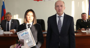 В Республике Алтай наградили полицейских В Республике Алтай наградили полицейских