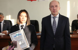 В Республике Алтай наградили полицейских В Республике Алтай наградили полицейских