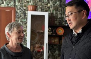 Артур Кохоев в Чемале навестил семью участника спецоперации Артур Кохоев в Чемале навестил семью участника СВО