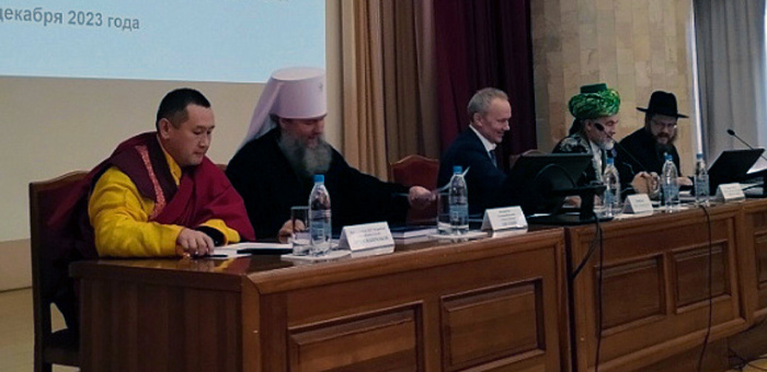 Руководитель буддистов Республики Алтай принял участие в межконфессиональной конференции на Урале