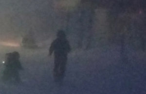 ЧП на закрытой дороге Кош-Агач – Беляши: 34 человека попали в снежный плен ЧП на закрытой дороге Кош-Агач – Беляши: 34 человека попали в снежный плен