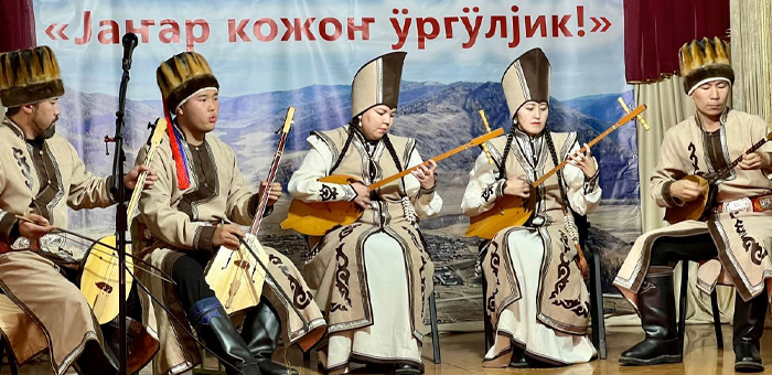 Фестиваль традиционных алтайских песен прошел в Беш-Озеке