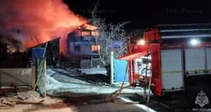 Крупный пожар произошел в Кызыл-Озеке