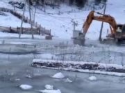 Ледяные пробки образовались на реках в Чемальском районе