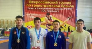 Спортсмены с Алтая стали призерами Всероссийских соревнований по греко-римской борьбе