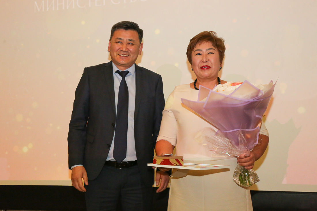 В Республике Алтай впервые вручили премию гостеприимства «Тажуур» 
