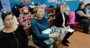 Судьбу Еландинской начальной школы решили на публичных слушаниях
