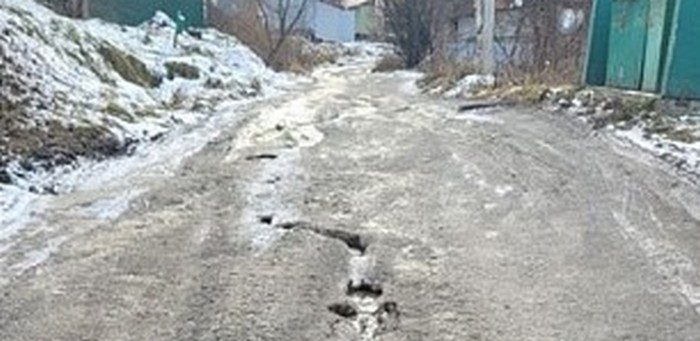 В Горно-Алтайске пожурили горожан, не откачивающих выгребные ямы