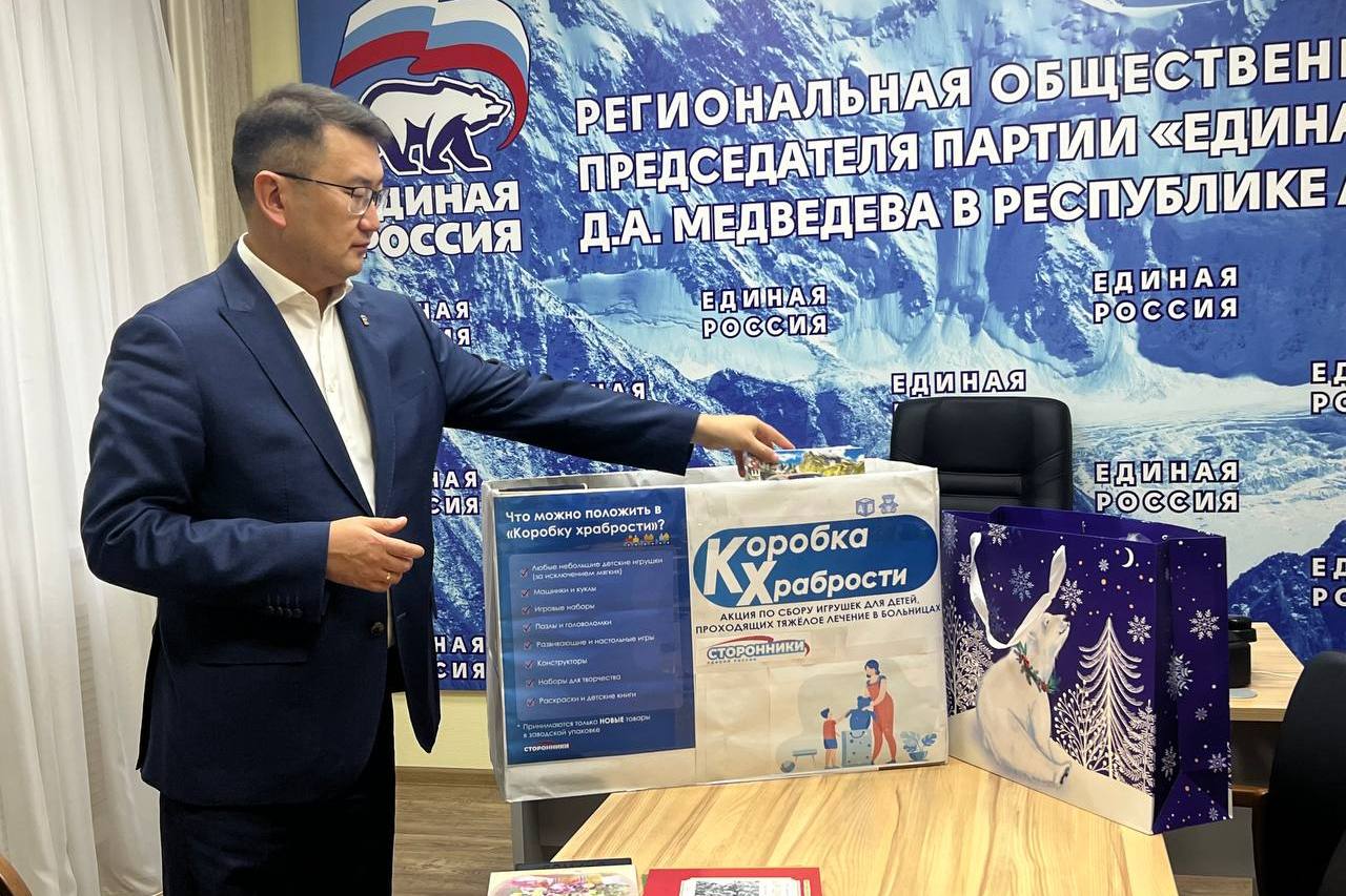 В день рождения «Единой России» Артур Кохоев провел прием граждан