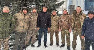 Артур Кохоев в Луганске встретился с бойцами из Республики Алтай Артур Кохоев в Луганске встретился с бойцами из Республики Алтай
