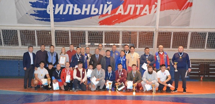 В Онгудае прошел республиканский чемпионат по борьбе «Алтай куреш»