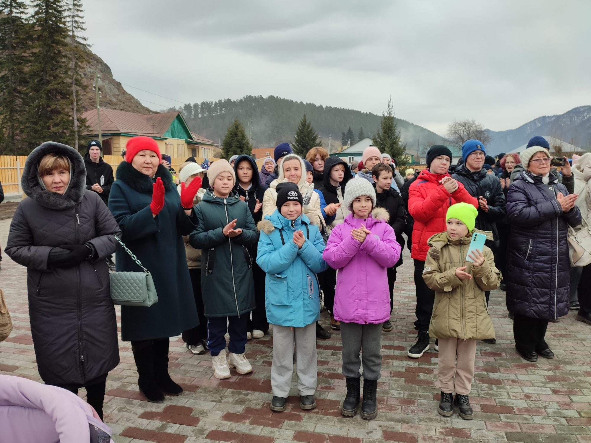 Сквер Победы открыли в Элекмонаре 
