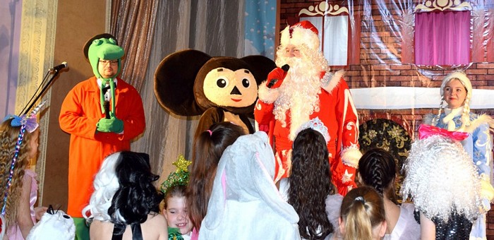 В Горно-Алтайске прошел новогодний утренник для детей участников СВО