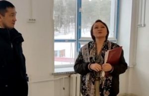 Айдар Елеков проверил ход капремонта Чемальской школы Айдар Елеков проверил ход капремонта Чемальской школы