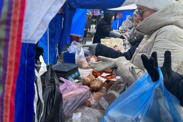 На Алтае подвели итоги предновогодней ярмарки 