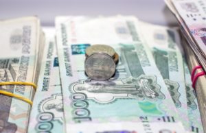Зачем МФО выдают займы закредитованным заемщикам