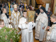 Православные отмечают Рождество Христово Православные отмечают Рождество Христово