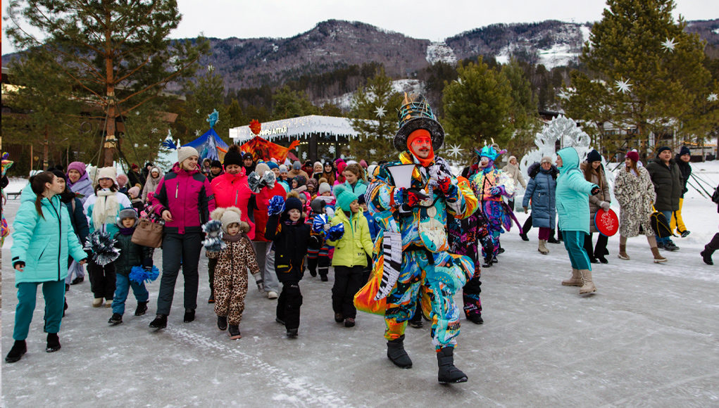 На курорте «Манжерок» открылся «Снежный город»