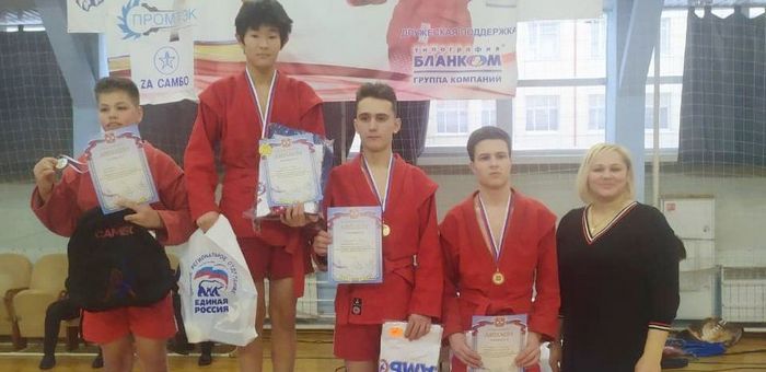 Спортсмен с Алтая стал победителем соревнований по самбо в Омске