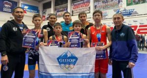 Спортсмены с Алтая прошли отбор на первенство России по греко-римской борьбе