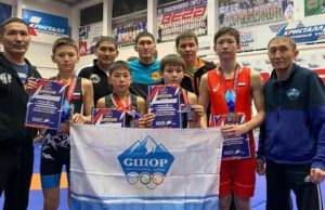 Спортсмены с Алтая прошли отбор на первенство России по греко-римской борьбе Спортсмены с Алтая прошли отбор на первенство России по греко-римской борьбе