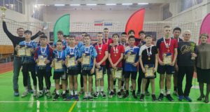 На Алтае прошло региональное первенство по волейболу среди юношей