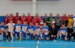 Турнир по мини-футболу и кубок по хоккею прошли в Майминском районе Турнир по мини-футболу и кубок по хоккею прошли в Майминском районе