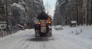 Дорожники Чемальского района борются с последствиями непогоды