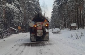 Дорожники Чемальского района борются с последствиями непогоды Дорожники Чемальского района борются с последствиями непогоды