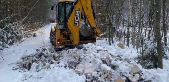 Незаконную свалку убрали в Подгорном