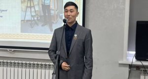 Лауреатом общественной премии имени Григория Чорос-Гуркина стал Арчын Баданов Лауреатом общественной премии имени Григория Чорос-Гуркина стал Арчын Баданов
