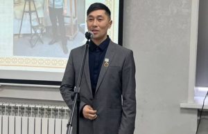 Лауреатом общественной премии имени Григория Чорос-Гуркина стал Арчын Баданов Лауреатом общественной премии имени Григория Чорос-Гуркина стал Арчын Баданов