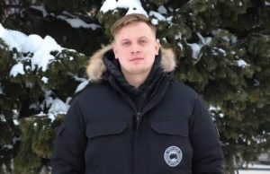 В Горно-Алтайске соседи спасли из огня пожилого мужчину В Горно-Алтайске соседи спасли из огня пожилого мужчину