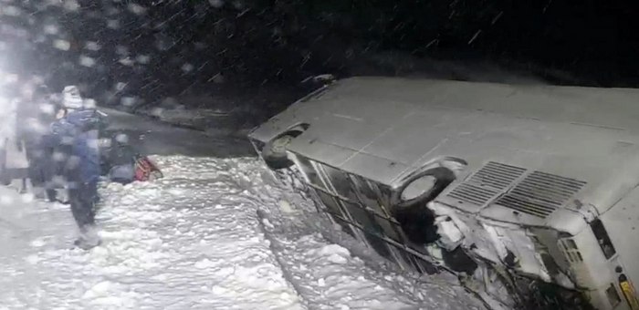 Автобус с пассажирами попал в ДТП в Усть-Коксинском районе