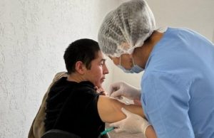 В Кош-Агачском районе приступили к ежегодной вакцинации против чумы В Кош-Агачском районе приступили к ежегодной вакцинации против чумы
