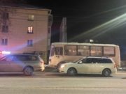 Сельчанка устроила ДТП на главной улице Горно-Алтайска Сельчанка устроила ДТП на главной улице Горно-Алтайска