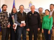 На Алтае вручили российские паспорта гражданам, прибывшим из Австралии и Киргизии На Алтае вручили российские паспорта гражданам, прибывшим из Австралии и Киргизии